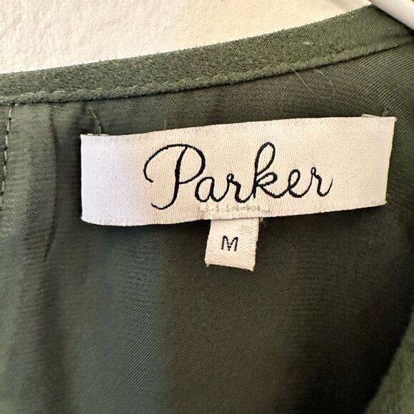 Parker Sleeveless Cutout Back Grommet Flared Hem Shift Mini Dress Green Medium - Picture 3 of 4